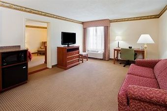 Hotel Country Inn & Suites Atlanta Northwest-windy Hill