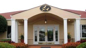 Hotel Embassy Suites Greenville Golf Resort & Conference Center