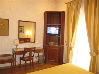 Hotel Rome Central Suites