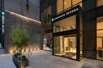 Hotel Embassy Suites By Hilton New York Manhattan Times Square