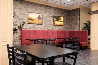Hotel Travelodge By Wyndham Whitecourt Conference Centre & Suites