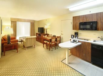 Hotel Country Inn & Suites By Radisson, Crystal Lake, Il