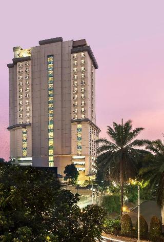 Salak Tower Hotel