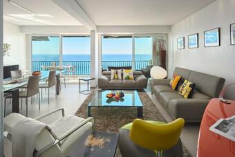 Apartamento Sunlight Properties - Sky Blue - 3 Bedroom Flat With Sea View On The Promenade Des Anglais