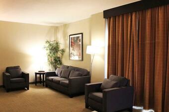 Hotel Embassy Suites Laredo