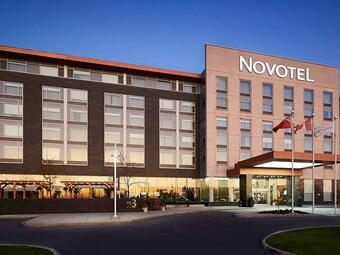 Hotel Novotel Toronto Vaughan Centre