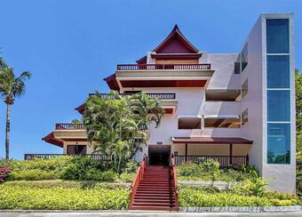 Hotel Novotel Phuket Karon Beach Resort And Spa