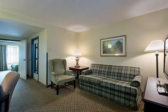 Hotel Country Inn And Suites By Carlson Newport News South