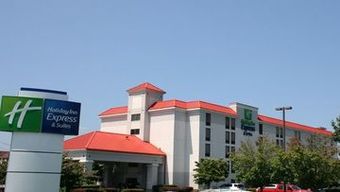 Hotel Holiday Inn Express And Suites