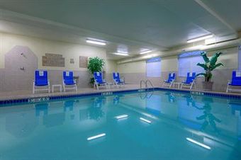 Hotel Country Inn & Suites By Carlson, Emporia, Va