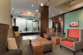 Hotel Embassy Suites Chicago-naperville