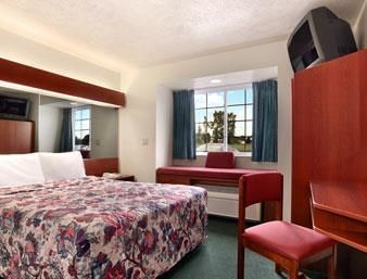 Motel Microtel Inn & Suites By Wyndham Holland